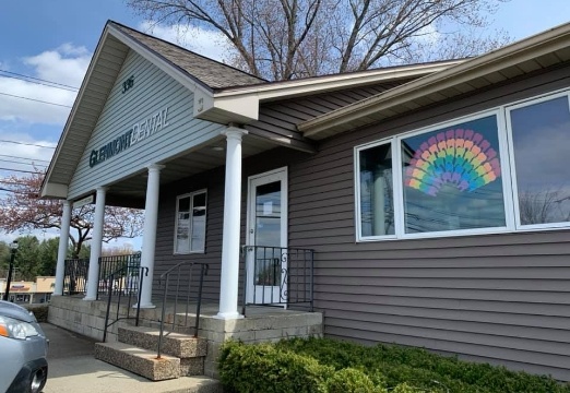 Outside view of Glenmont dental office